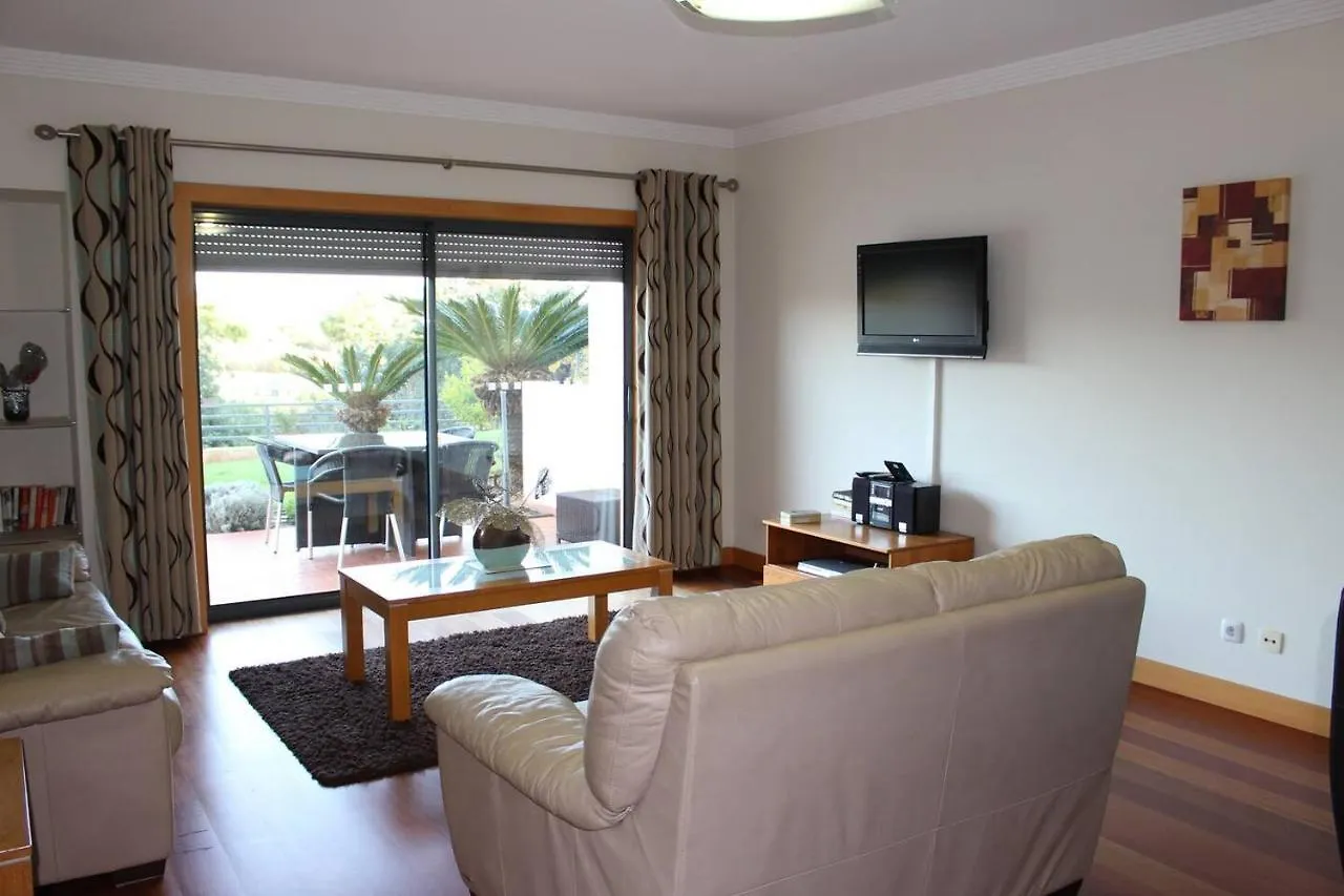 Charming 3-Bed Apartment In Albufeira