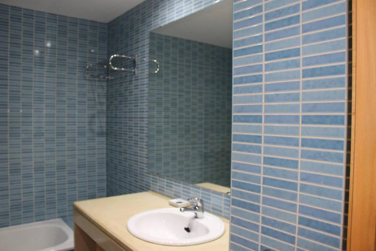 Charming 3-Bed Apartment In Albufeira