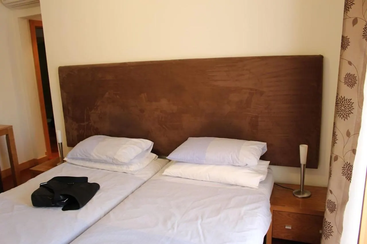 Charming 3-Bed Apartment In Albufeira